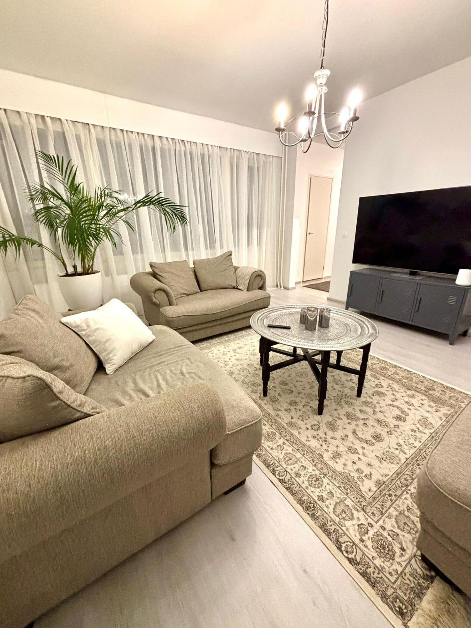 Nicely Furnished Apartment Near Centrum, Free Parking Pori Extérieur photo